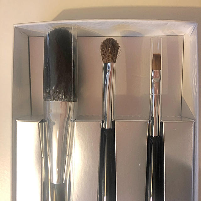 メイクブラシ3点セット コスメ/美容のキット/セット(コフレ/メイクアップセット)の商品写真