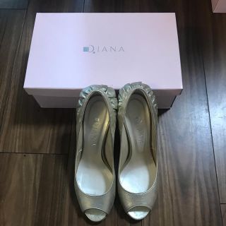 ダイアナ(DIANA)の専用　ダイアナ　23.5  パンプス　シャンパンゴールド(ハイヒール/パンプス)