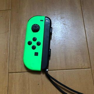 ニンテンドースイッチ(Nintendo Switch)のswitch コントローラー　joy con 緑(その他)