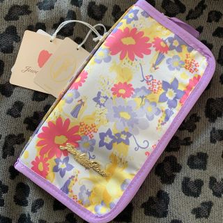 ジュエルナローズ(Jewelna Rose)のラプンツェル☆パスポートケース(旅行用品)