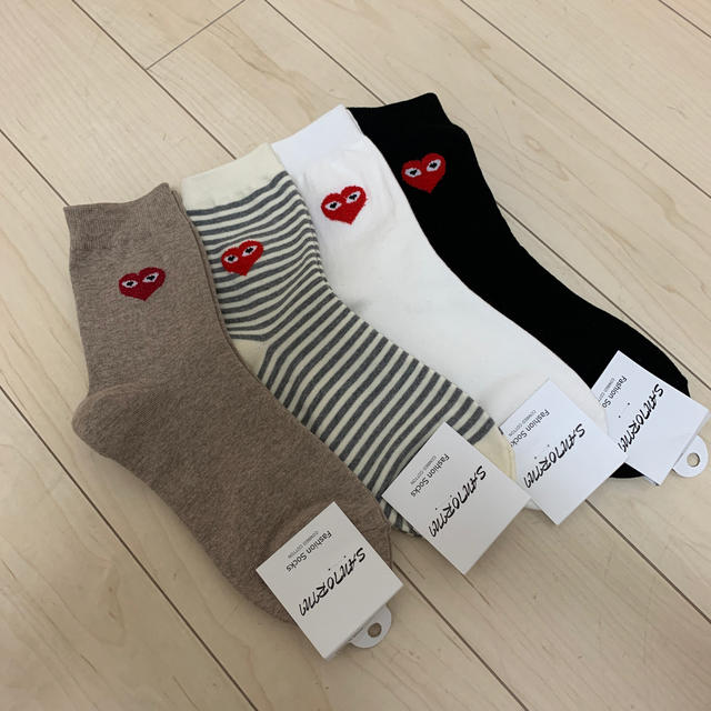 COMME des GARCONS(コムデギャルソン)のレディース ハート❤️靴下 4足セット レディースのレッグウェア(ソックス)の商品写真