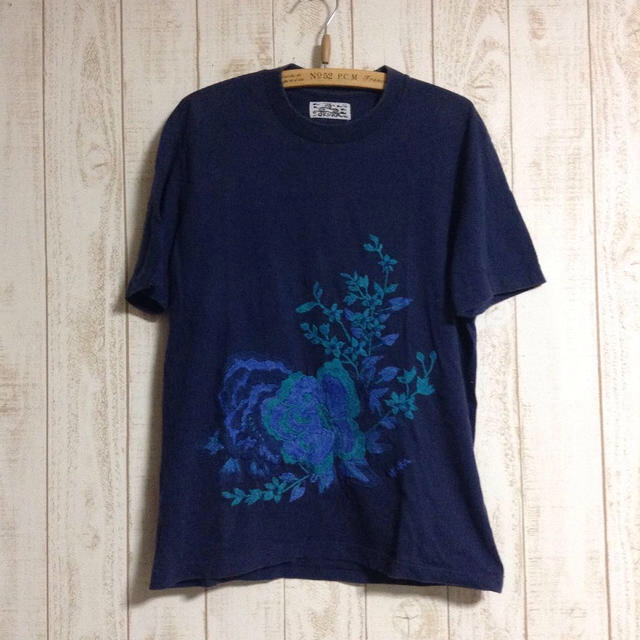 OKURA(オクラ)のOKURAの刺繍Tシャツ レディースのトップス(Tシャツ(半袖/袖なし))の商品写真