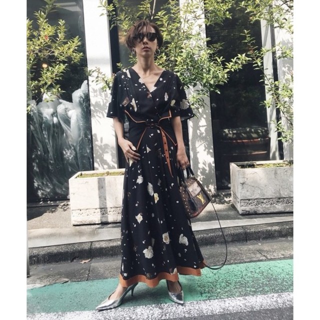 Ameri VINTAGE(アメリヴィンテージ)の Ameri VINTAGE  AMY BELL DRESS レディースのワンピース(ロングワンピース/マキシワンピース)の商品写真