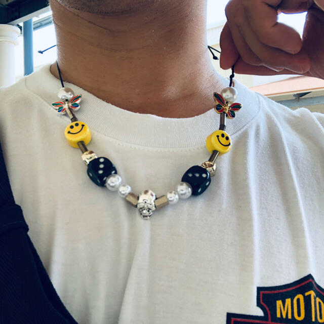 アクセサリーSALUTE EVAE+SMILEY NECKLACE