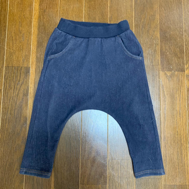 UNIQLO(ユニクロ)のキッズ ズボン キッズ/ベビー/マタニティのキッズ服男の子用(90cm~)(パンツ/スパッツ)の商品写真