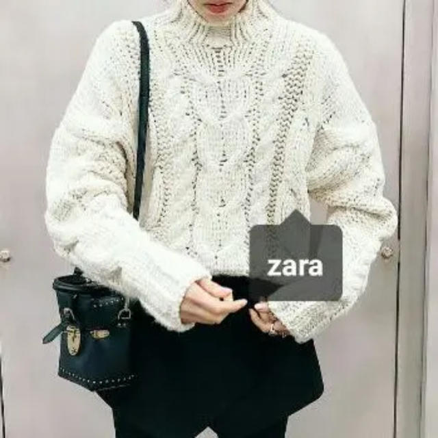 ZARA(ザラ)のZARA ケーブルニットセーター　タートル  ざっくり レディースのトップス(ニット/セーター)の商品写真