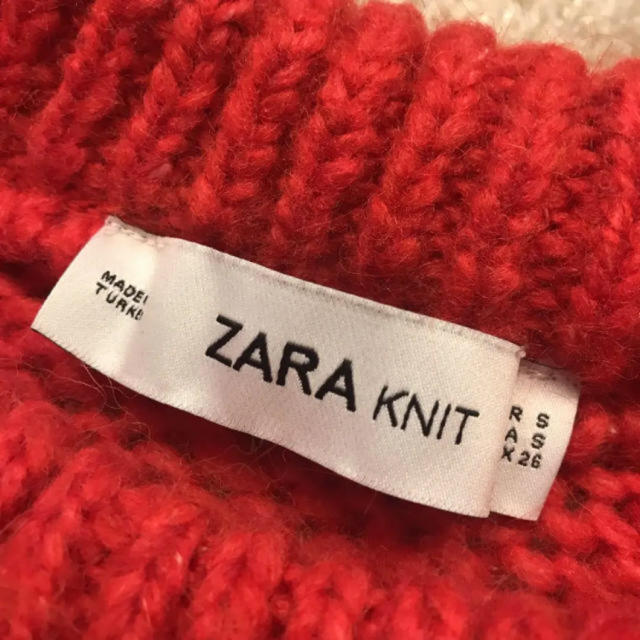 ZARA(ザラ)の美品 ♡ ZARA  パフスリーブセーター ニット オーバーサイズ レディースのトップス(ニット/セーター)の商品写真