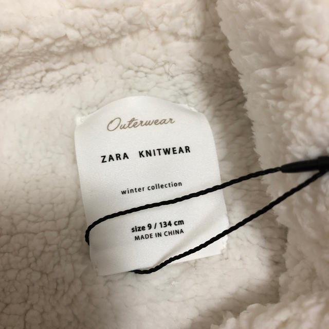 ZARA KIDS(ザラキッズ)のザラ　アウター キッズ/ベビー/マタニティのキッズ服女の子用(90cm~)(コート)の商品写真