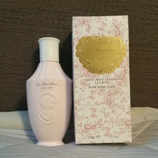 ラデュレ(LADUREE)の【めちゃめちゃ良い匂い🌹】レ・メルヴェイユーズ　ローズボディウォッシュ(ボディソープ/石鹸)