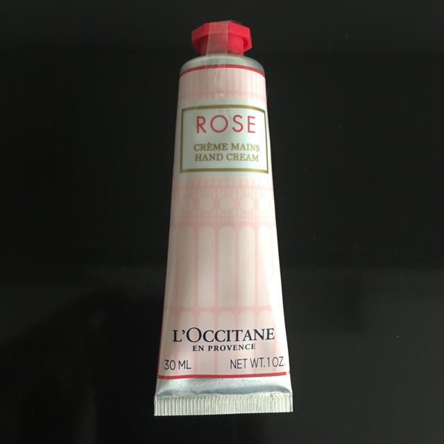 L'OCCITANE(ロクシタン)のロクシタン ハンドクリーム コスメ/美容のボディケア(ハンドクリーム)の商品写真