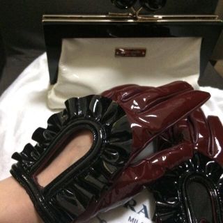 プラダ(PRADA)のエミ様お取り置き5日まで(手袋)