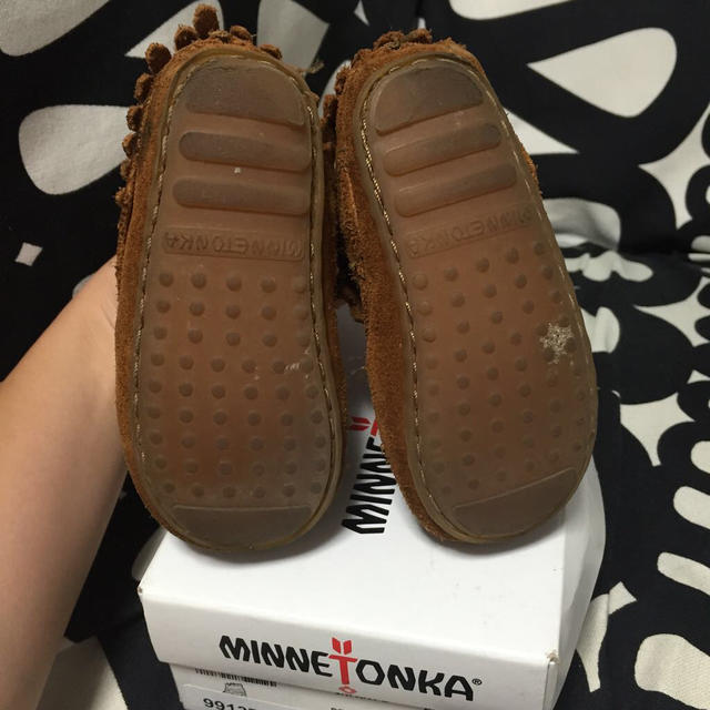 Minnetonka(ミネトンカ)のミネトンカ☆ベビー12㎝ キッズ/ベビー/マタニティのベビー靴/シューズ(~14cm)(ブーツ)の商品写真