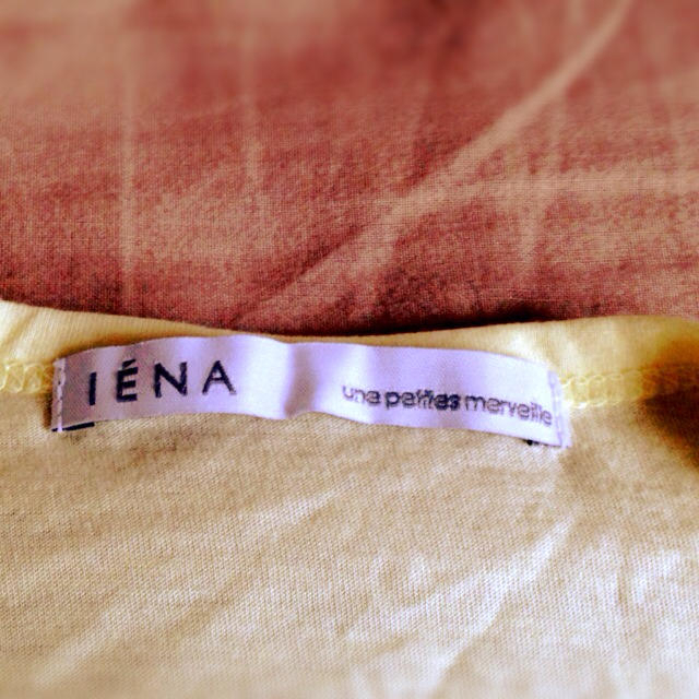 IENA(イエナ)のIENA☆レモンイエロー変形Tシャツ レディースのトップス(Tシャツ(半袖/袖なし))の商品写真