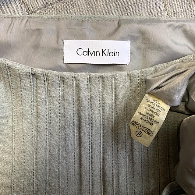 Calvin Klein(カルバンクライン)の美品カルバンクライン CalvinKlein ワンピースグレー レディースのワンピース(ひざ丈ワンピース)の商品写真