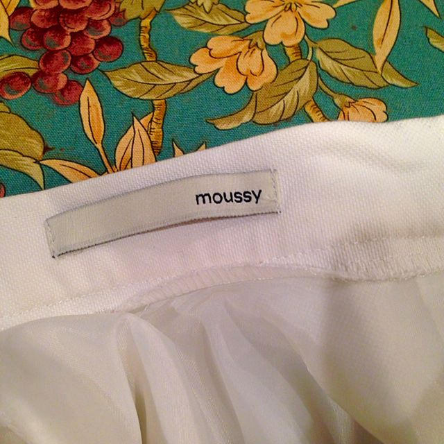moussy(マウジー)のmoussy レディースのスカート(ひざ丈スカート)の商品写真