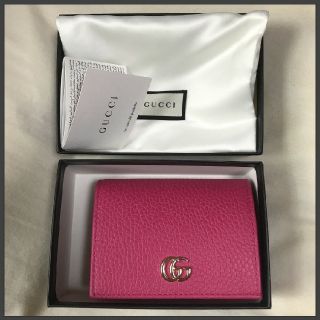 グッチ(Gucci)のグッチ二つ折り財布ピンク未使用はなさんせんよう(財布)