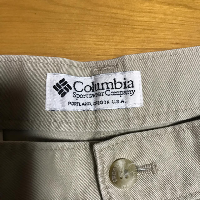 Columbia(コロンビア)のコロンビア　チノパン　ベージュ メンズのパンツ(チノパン)の商品写真