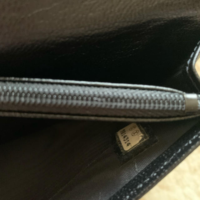 CHANEL(シャネル)の【CHANEL】二つ折り長財布 レディースのファッション小物(財布)の商品写真