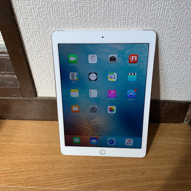 au iPadAir16GBシルバーPC/タブレット