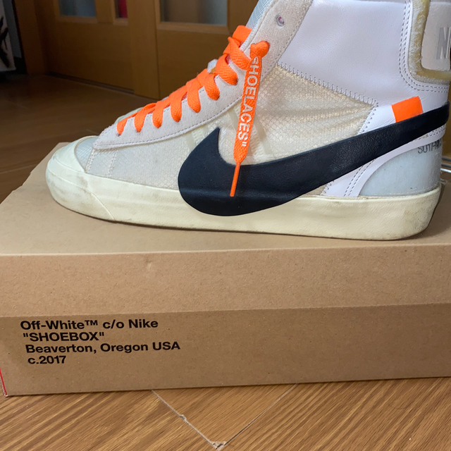 OFF-WHITE(オフホワイト)のNike off-white BLAZER  最終値下げ メンズの靴/シューズ(スニーカー)の商品写真