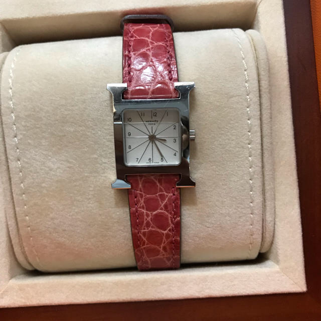 Hermes(エルメス)の正規品 エルメス Hウォッチ 腕時計 クロコ シルバー HH1.210 美品 レディースのファッション小物(腕時計)の商品写真