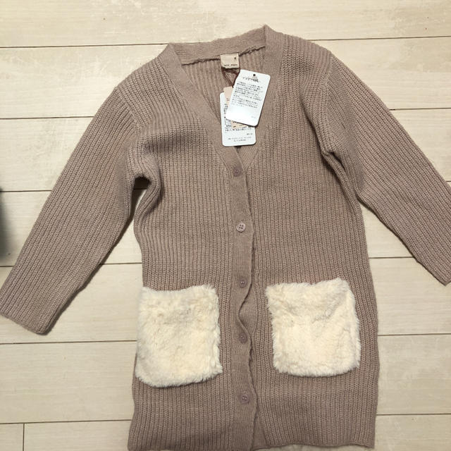 petit main(プティマイン)のpetitmain ニットカーディガン新品 キッズ/ベビー/マタニティのキッズ服女の子用(90cm~)(カーディガン)の商品写真