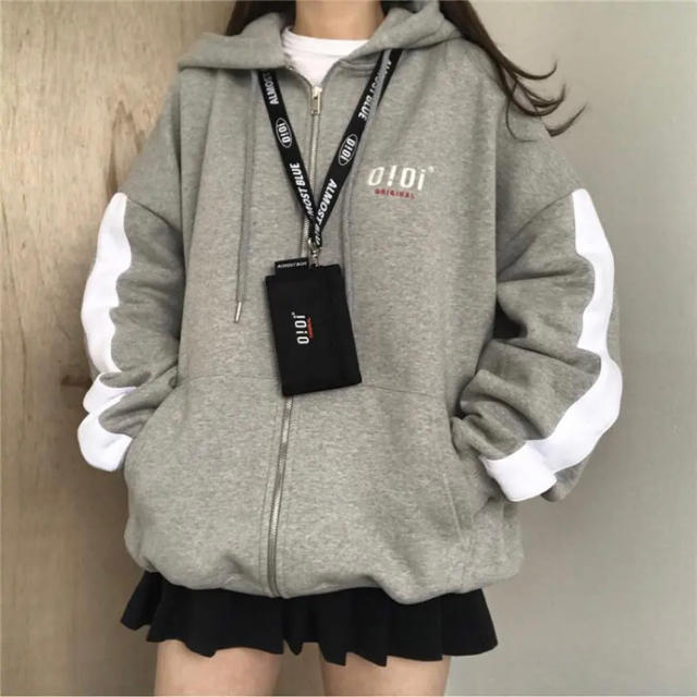 oioi パーカー グレー Lサイズ 男女兼用 ユニセックス | フリマアプリ ラクマ