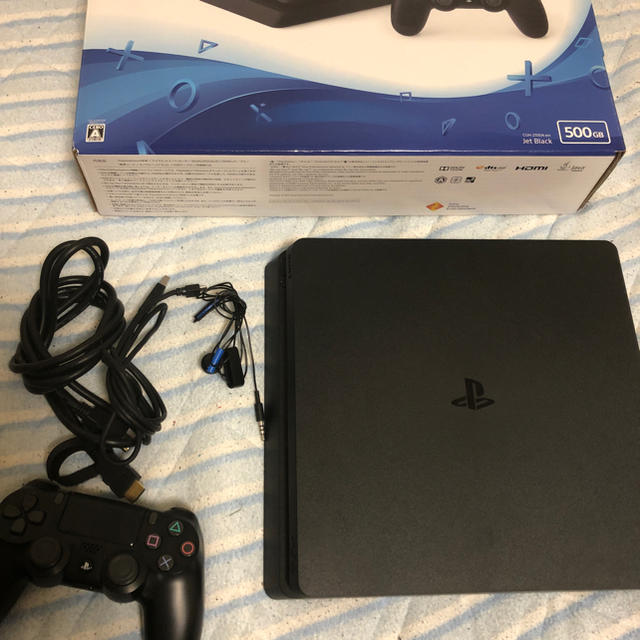 PS4本体2100A BLACK 付属品全て有　早い者勝ち！