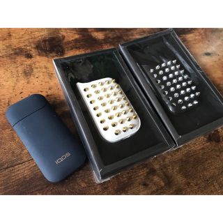 アイコス(IQOS)のiQOS アイコス IQOS ケース ホワイト×ゴールドスタッズ(タバコグッズ)