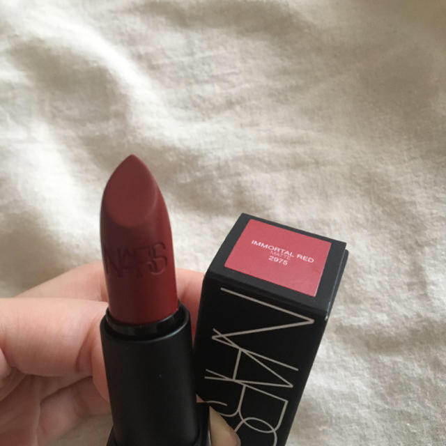 NARS(ナーズ)のNARS リップスティック マット 2975 コスメ/美容のベースメイク/化粧品(口紅)の商品写真