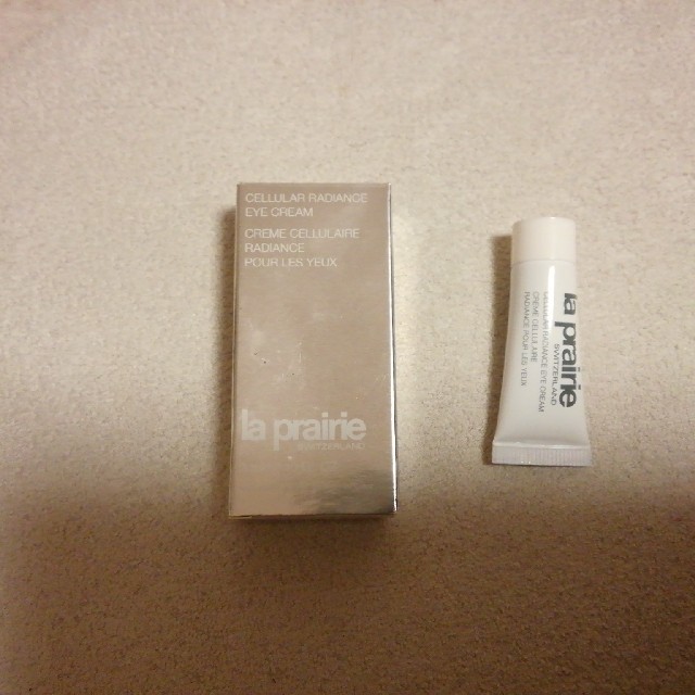 La Prairie(ラプレリー)のmm073様専用　ラ・プレリー　ラディアンスアイクリーム コスメ/美容のスキンケア/基礎化粧品(アイケア/アイクリーム)の商品写真