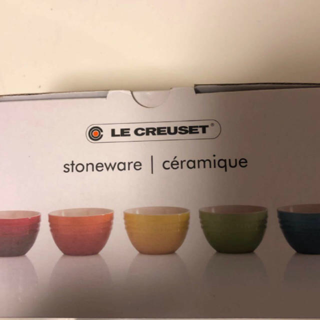 LE CREUSET(ルクルーゼ)のショコラ様専用☆ルクルーゼ ライスボール レインボー 5個セット  インテリア/住まい/日用品のキッチン/食器(食器)の商品写真