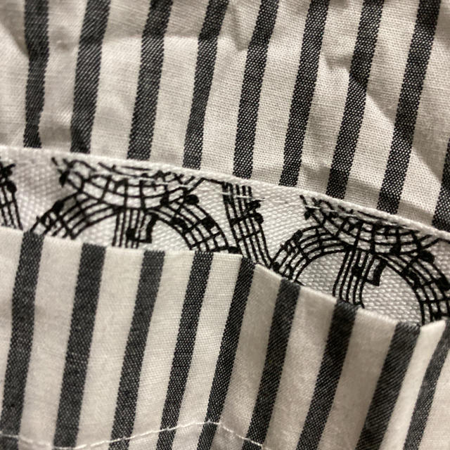 Ameri VINTAGE(アメリヴィンテージ)の古着   音符半袖シャツ メンズのトップス(シャツ)の商品写真