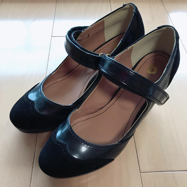 COCUE(コキュ)のコキュ パンプス 23.5cm 黒 レディースの靴/シューズ(ハイヒール/パンプス)の商品写真