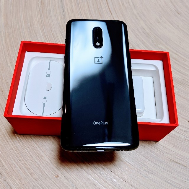 OnePlus7 8GB/256GB ミラーグレイSnapdragon 855 スマホ/家電/カメラのスマートフォン/携帯電話(スマートフォン本体)の商品写真