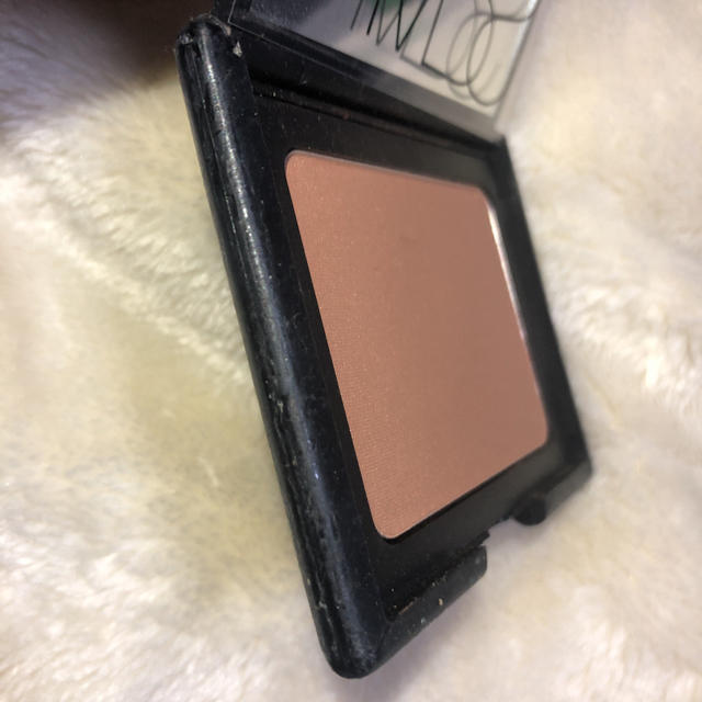 NARS(ナーズ)のNARS ブラッシュ ブロンズパウダー 5101N コスメ/美容のベースメイク/化粧品(フェイスパウダー)の商品写真