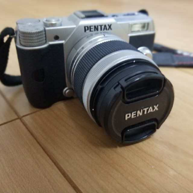 PENTAX(ペンタックス)のpentax q10 スマホ/家電/カメラのカメラ(ミラーレス一眼)の商品写真