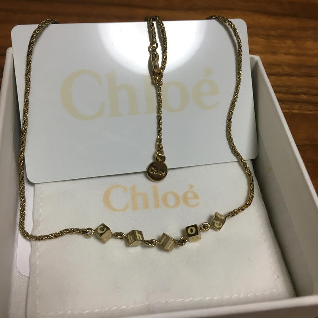 Chloe(クロエ)の大幅値下げ❗️　Chloe ネックレス ダイス ゴールド レディースのアクセサリー(ネックレス)の商品写真