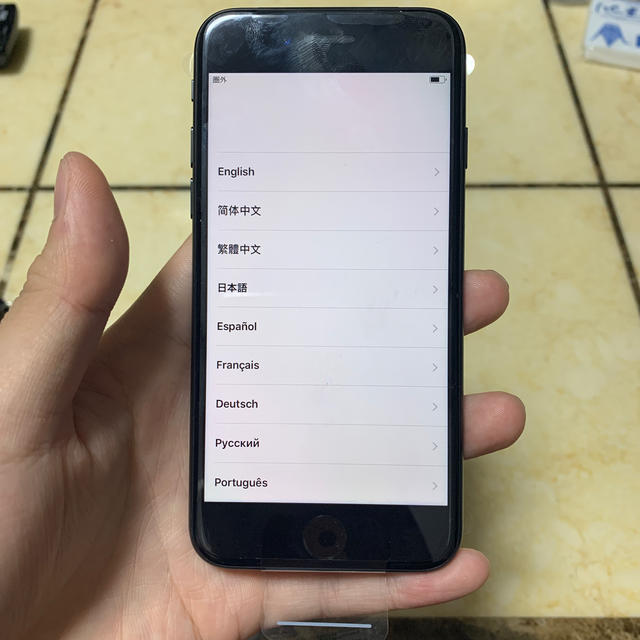 新品未使用SIMFREE iPhone7 ブラック128GB 3