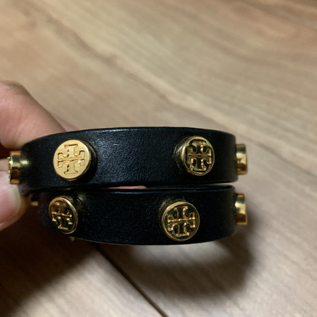 Tory Burch(トリーバーチ)のトリーバーチ　バングル レディースのアクセサリー(ブレスレット/バングル)の商品写真