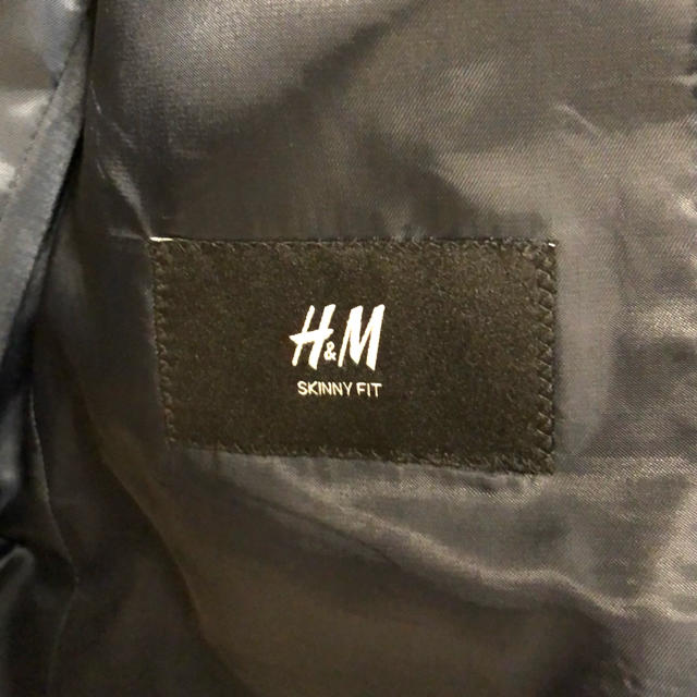 H&M(エイチアンドエム)の新品　H&M ネイビー　ジャケット メンズのジャケット/アウター(テーラードジャケット)の商品写真