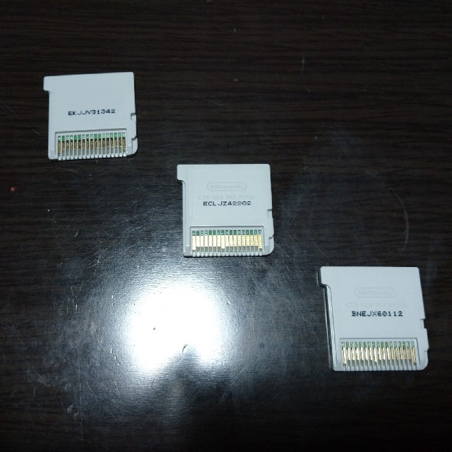 任天堂(ニンテンドウ)のポケットモンスターのゲームカセット(X､アルファサファイア､ムーン) エンタメ/ホビーのゲームソフト/ゲーム機本体(携帯用ゲームソフト)の商品写真