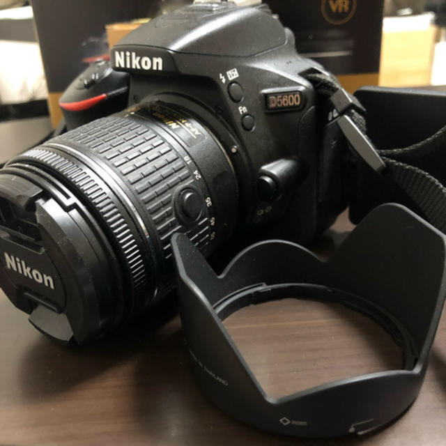 Nikon(ニコン)のNikon D5600 レンズキット スマホ/家電/カメラのカメラ(デジタル一眼)の商品写真