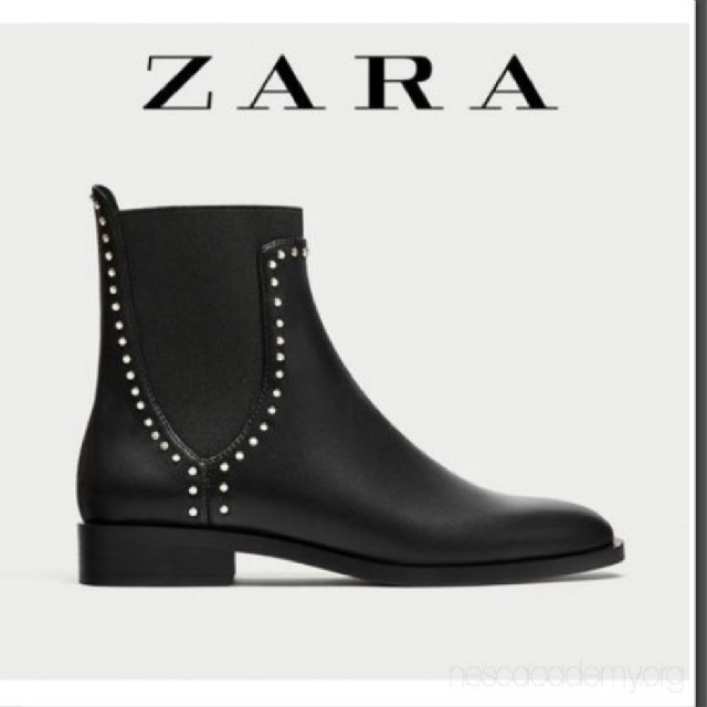 ZARA(ザラ)の未使用！タグつきです。ZARA　ショートブーツ レディースの靴/シューズ(ブーツ)の商品写真