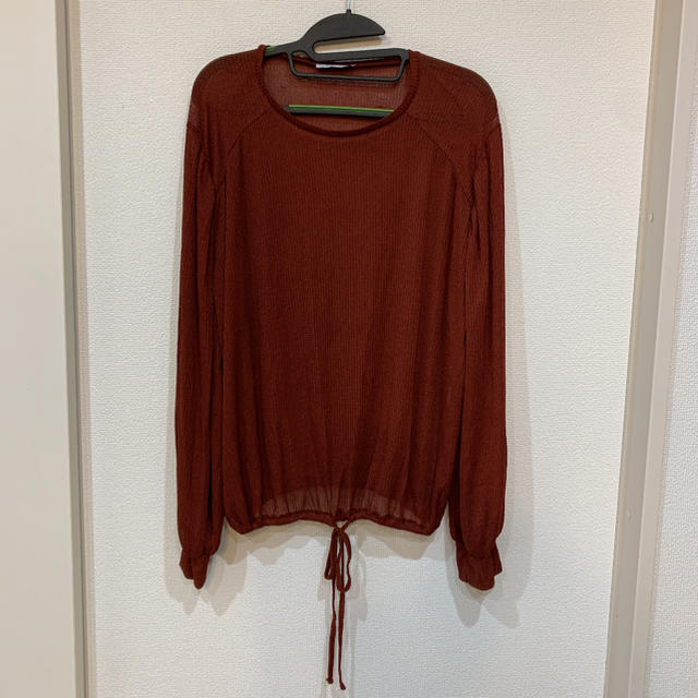 ZARA(ザラ)のZARA BASIC ザラ　トップス　M 美品　ネックレス レディースのトップス(シャツ/ブラウス(長袖/七分))の商品写真