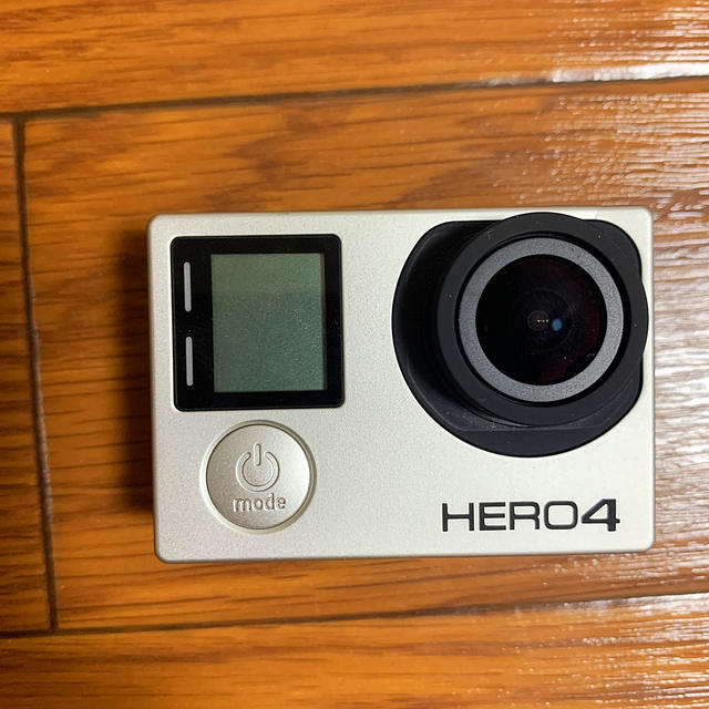 GoPro(ゴープロ)の【値下げ！！】GoPro hero4 シルバー スマホ/家電/カメラのカメラ(コンパクトデジタルカメラ)の商品写真