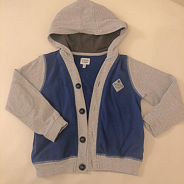 ARMANI JUNIOR(アルマーニ ジュニア)のアルマーニ  ジュニア　アウター　トップス キッズ/ベビー/マタニティのキッズ服男の子用(90cm~)(ジャケット/上着)の商品写真