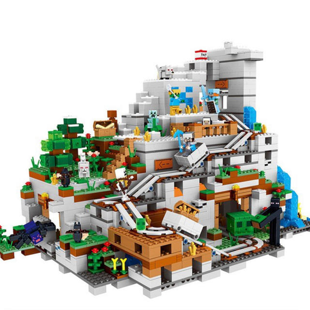 Lego(レゴ)のマインクラフト レゴ互換 ブロック　山の洞窟 キッズ/ベビー/マタニティのおもちゃ(積み木/ブロック)の商品写真