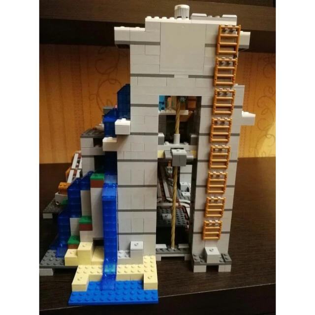 Lego(レゴ)のマインクラフト レゴ互換 ブロック　山の洞窟 キッズ/ベビー/マタニティのおもちゃ(積み木/ブロック)の商品写真