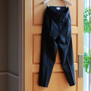 ルメール(LEMAIRE)のlownn 19ss neo trousers ワンタックテーパードパンツ 46(スラックス)